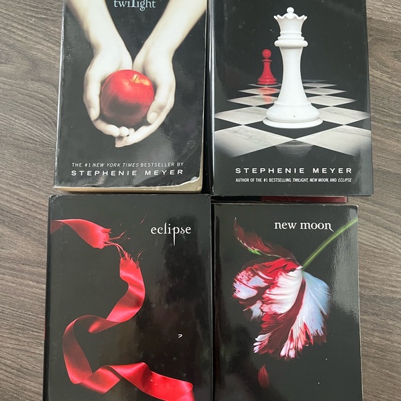 VARIOUS BOOKS - Picture 1 of 16